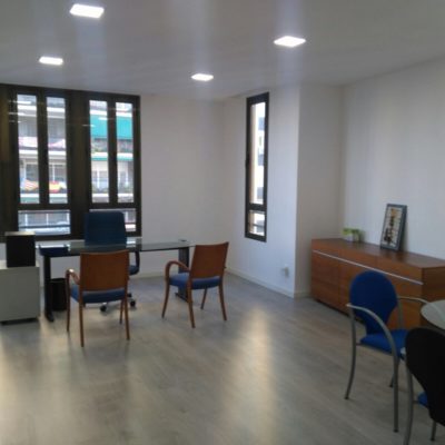 Oficinas Valencia en alquiler en un despacho privado. Alquiler en pleno centro de Valencia junto a la estación del Norte
