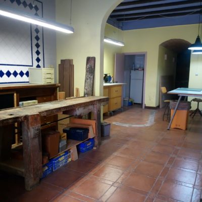 Taller de madera y artesanía, escultura y restauración